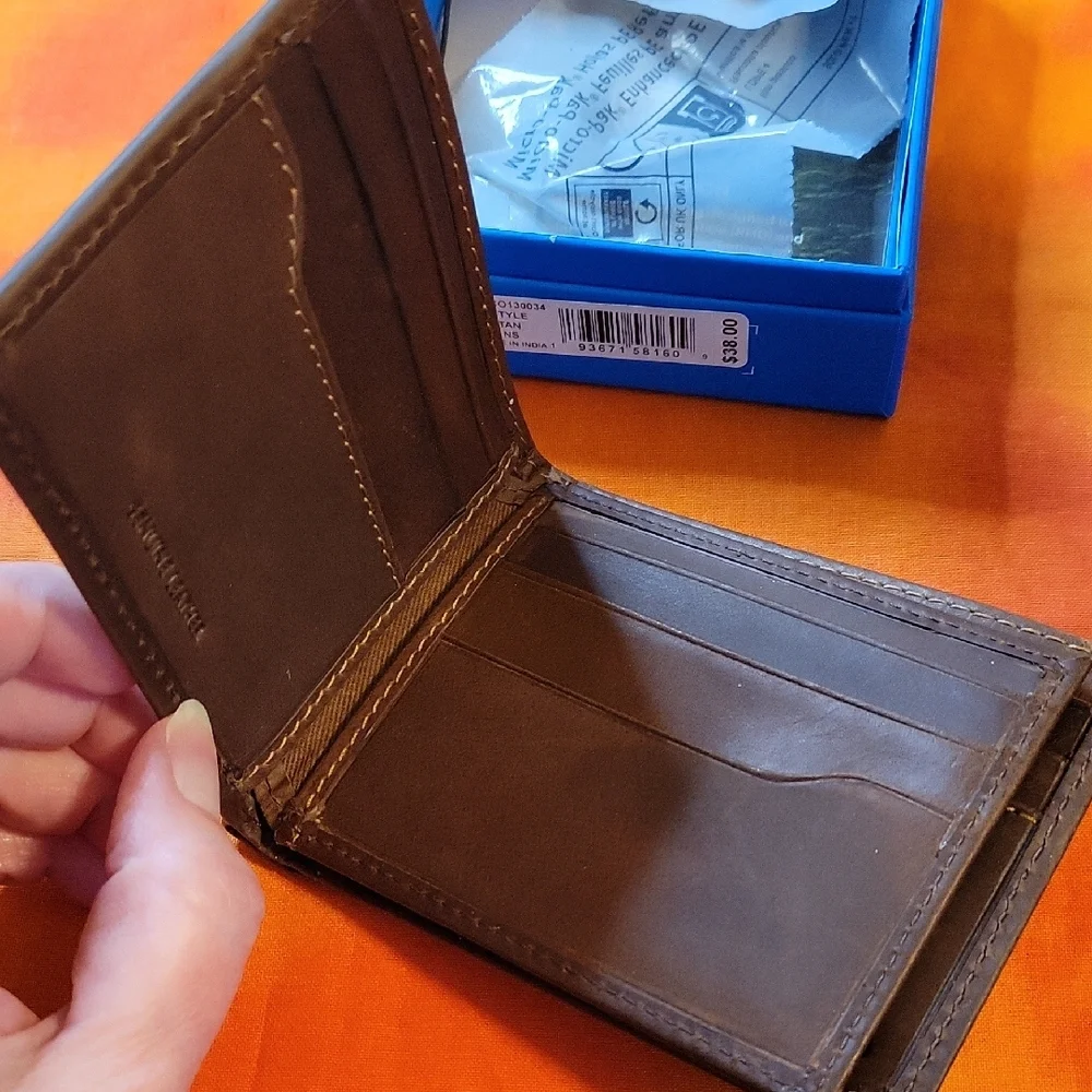 Columbia Leather Bifold Wallet New Brown